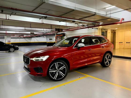 VOLVO XC60 2.0 T8 HYBRID R-DESIGN AWD GEARTRONIC VOLVO XC60 2.0 T8 HYBRID R-DESIGN AWD GEARTRONIC